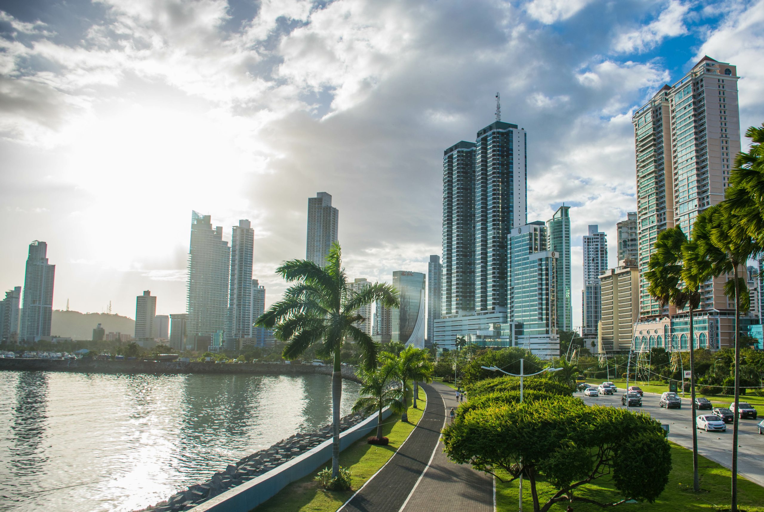 Panama Skyline - Cinta costera - City and harbor - modern city - city with skyscraper